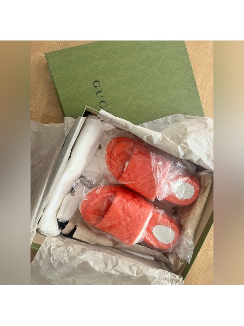 Authentic gucci platform slides! - Picture 3 of 12